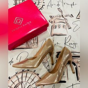 New in Box! Dream Pairs Pumps (Women’s Size 10)